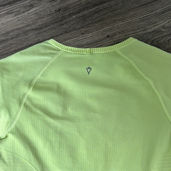 Ivivva long sleeve top - Picture 8 of 10